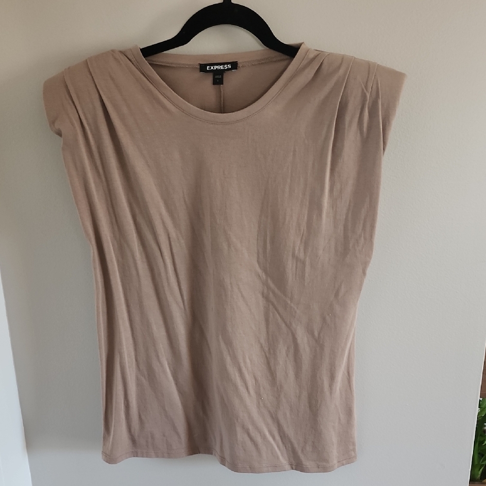 Express Women’s Neutral Taupe Sleeveless Crewneck Tank